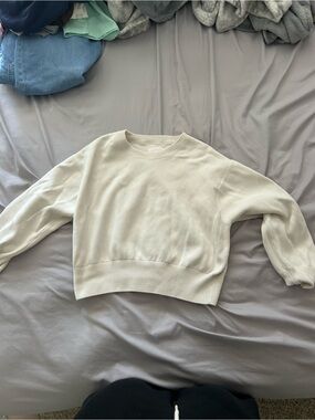 aerie Light Cream Crewneck Sweater